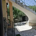 Casa Di Biagio E Maria Треккина