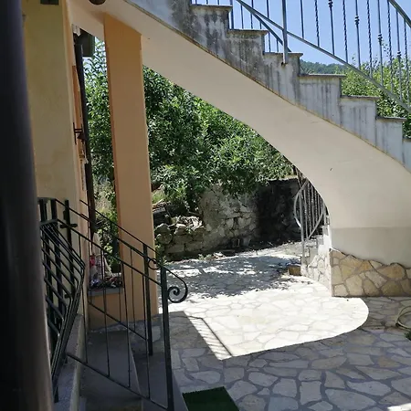 Casa Di Biagio E Maria Треккина