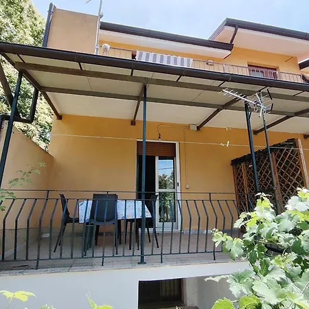 Casa Di Biagio E Maria Дом отдыха *