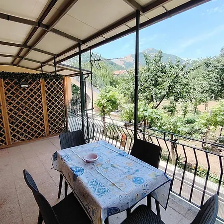 Casa Di Biagio E Maria Треккина