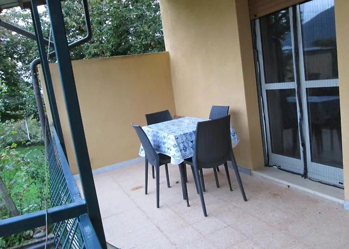 Casa Di Biagio E Maria Nyaraló