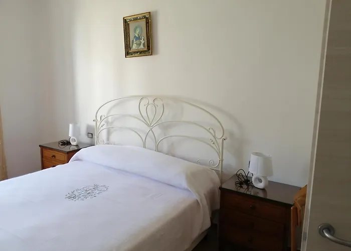 Casa Di Biagio E Maria Nyaraló